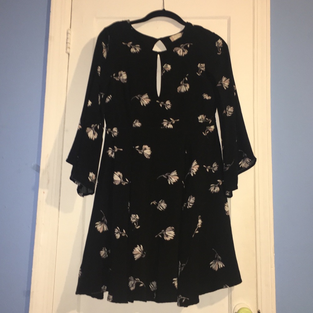 Black midi long sleeve floral dress